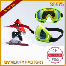 S5675 Glänzende Farbe eine ganze Linse männlichen Stil Ski Goggle hergestellt in China